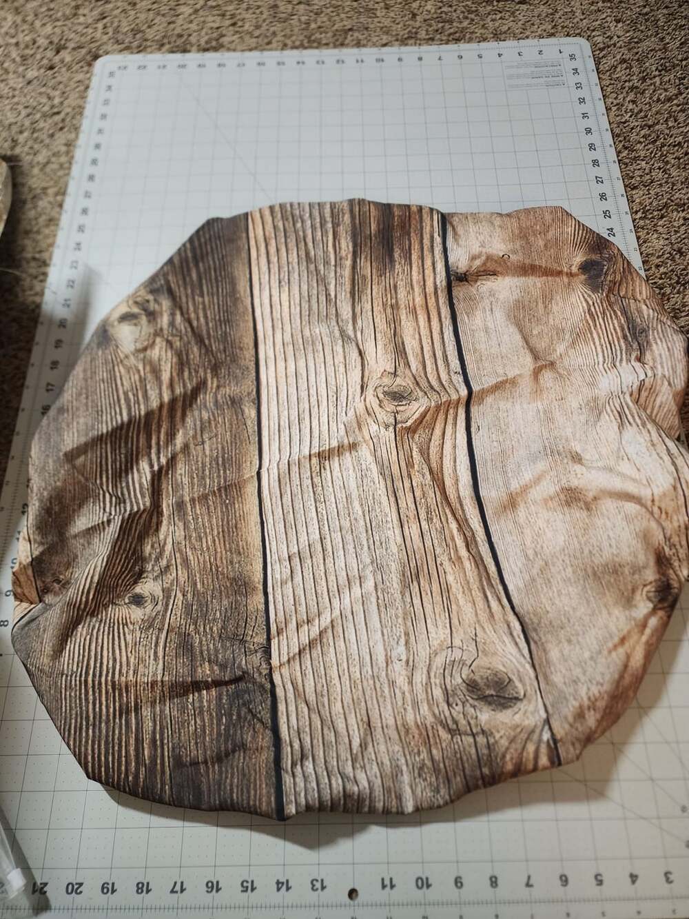 Round fitted tablecloth wood texture brown